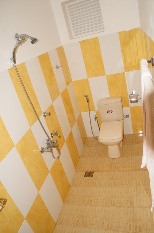 Ritas Hotel Hikkaduwa Oda fotoğraf