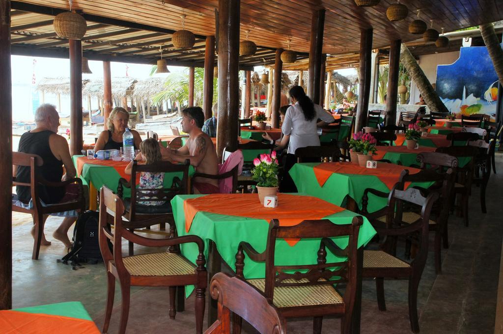 Ritas Hotel Hikkaduwa Dış mekan fotoğraf