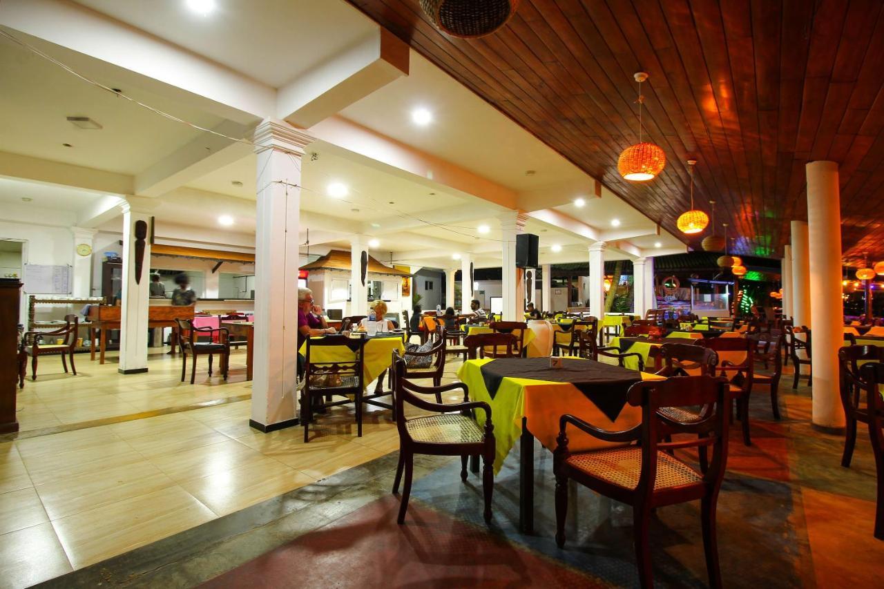 Ritas Hotel Hikkaduwa Dış mekan fotoğraf